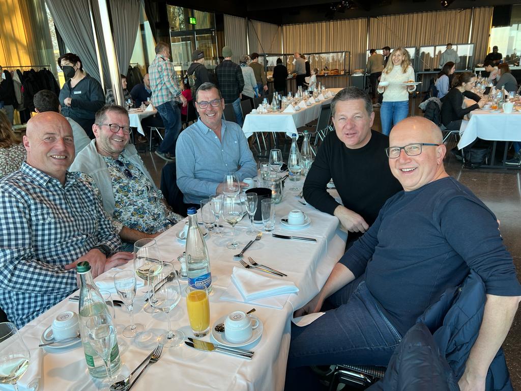 6ddba477-a4b1-403e-b193-fe25d4a5fdda